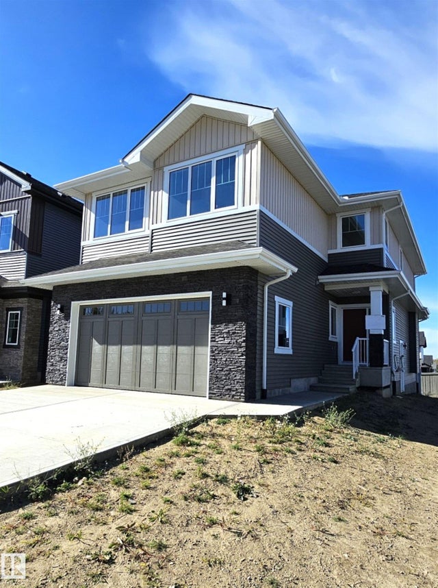 1135 Gyrfalcon Crescent Nw, Edmonton
