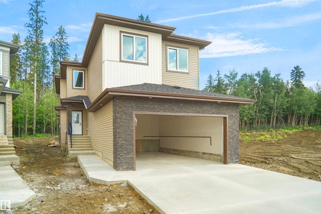 53 Meadowgrove Lane, Spruce Grove
