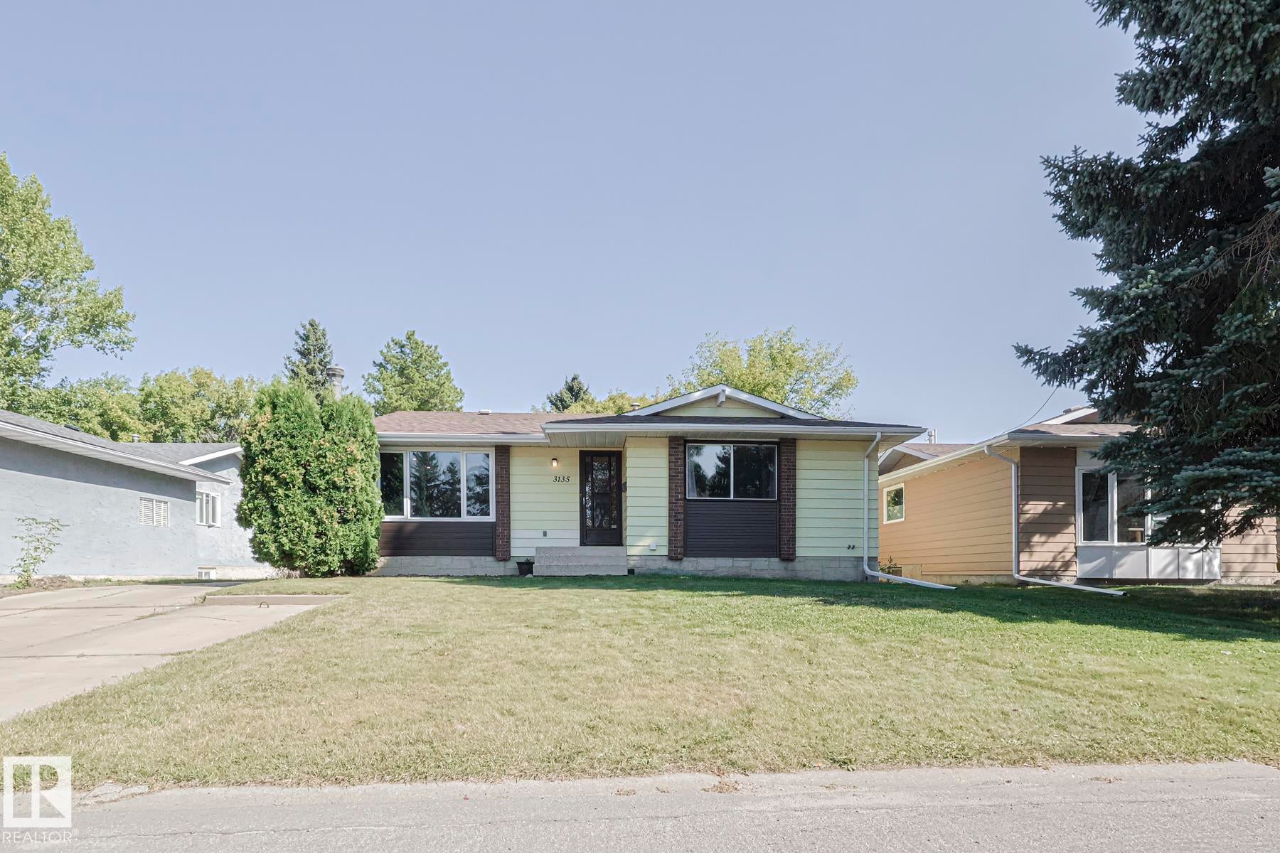 3135 74 Street, Edmonton