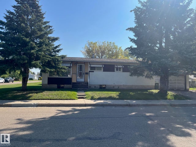 4611 45 Avenue, Wetaskiwin
