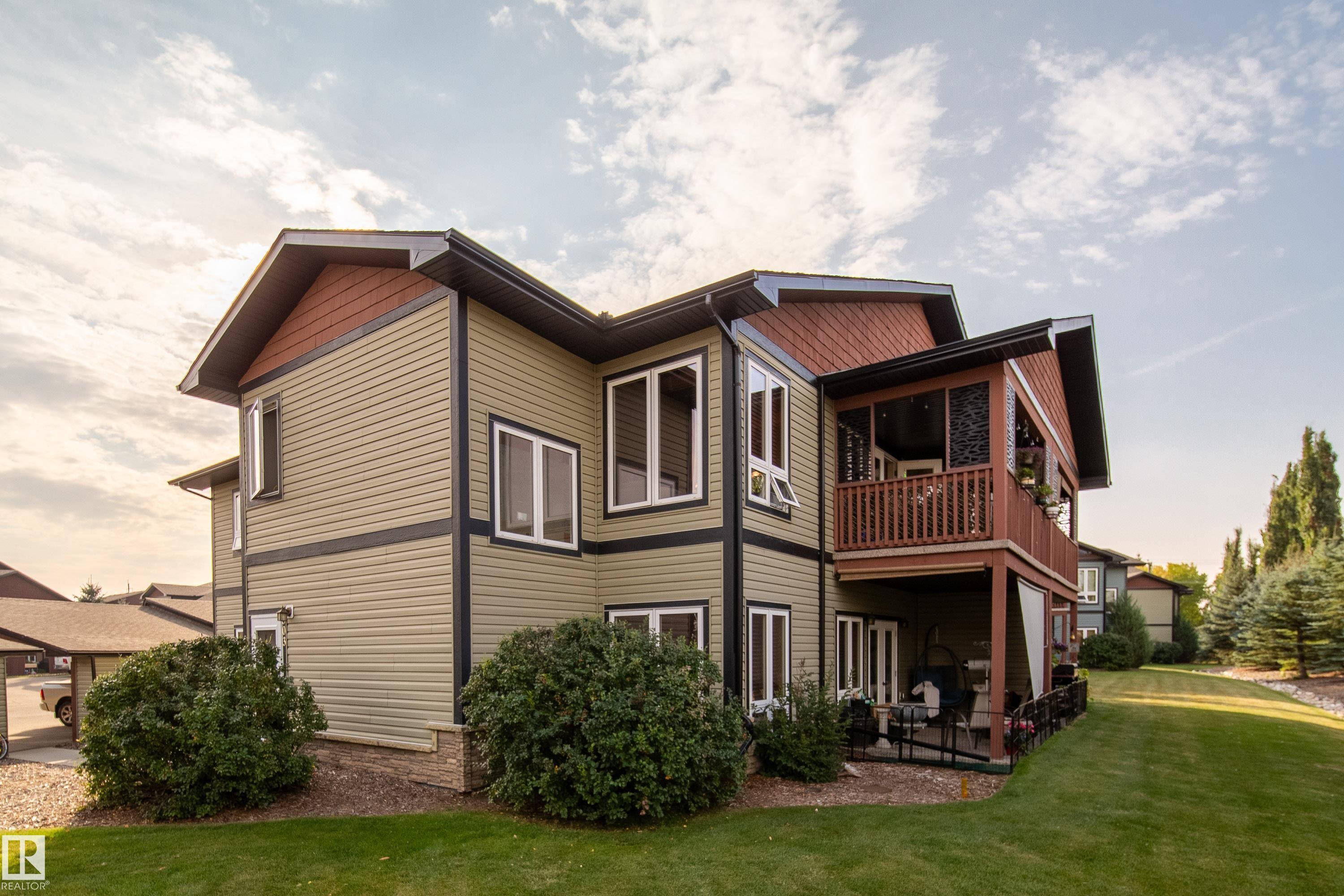 503 Graybriar Green, Stony Plain