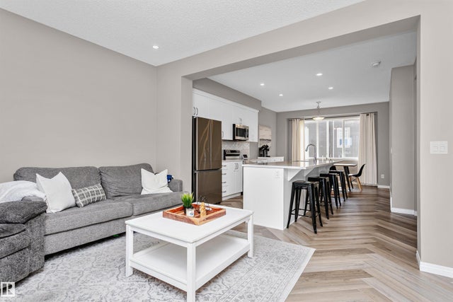 88 2072 Wonnacott Way Sw, Edmonton