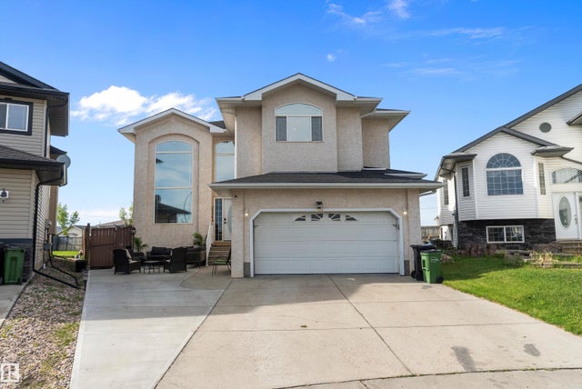 7326 166a Avenue Nw, Edmonton