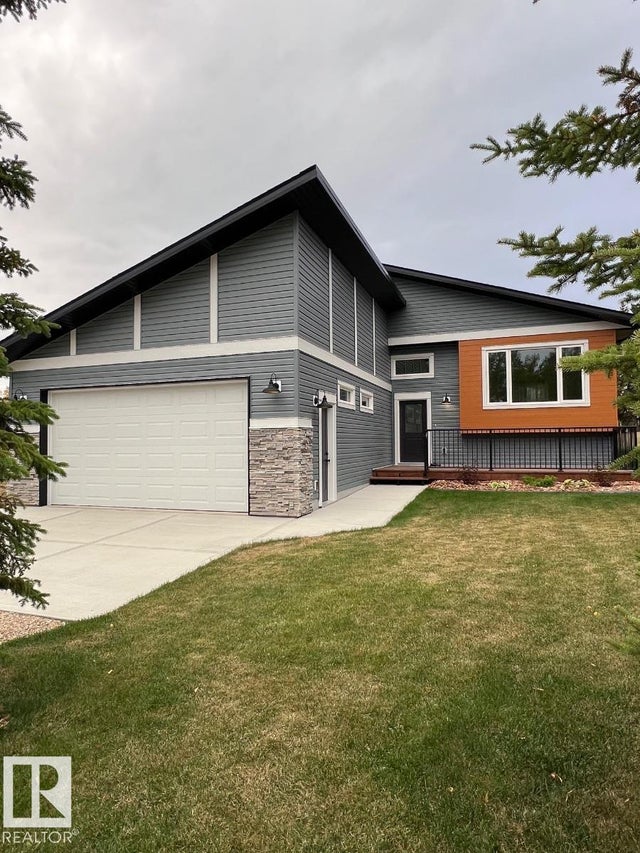102 1 Street, Rural Lac Ste. Anne County