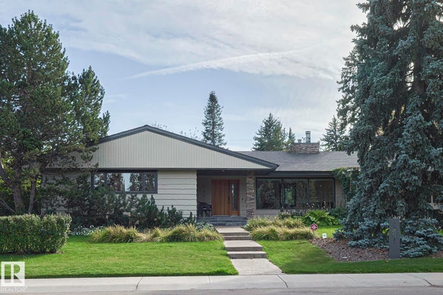 13817 Summit Drive Nw, Edmonton