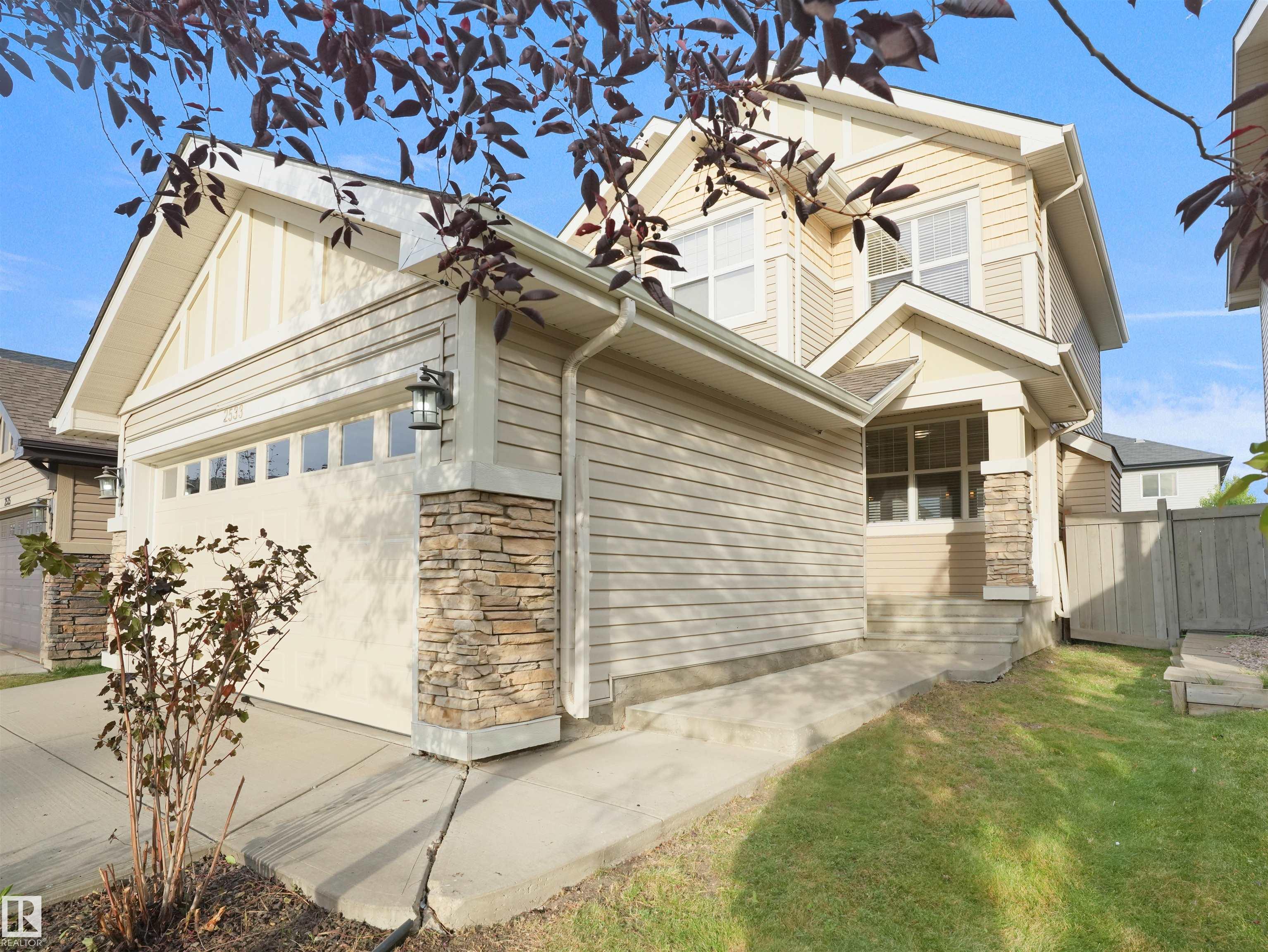 2533 Cole Crescent, Edmonton