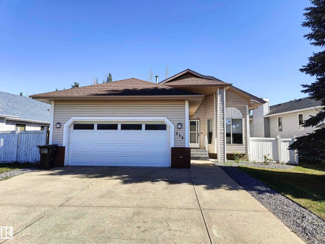 215 Peter Close Nw, Edmonton