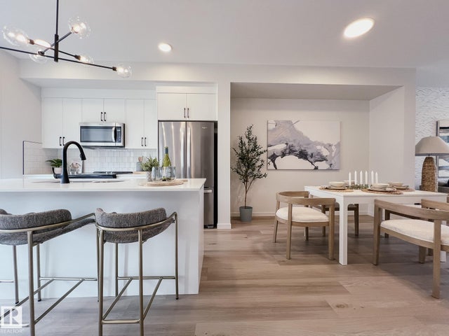 8108 228 Street Nw, Edmonton
