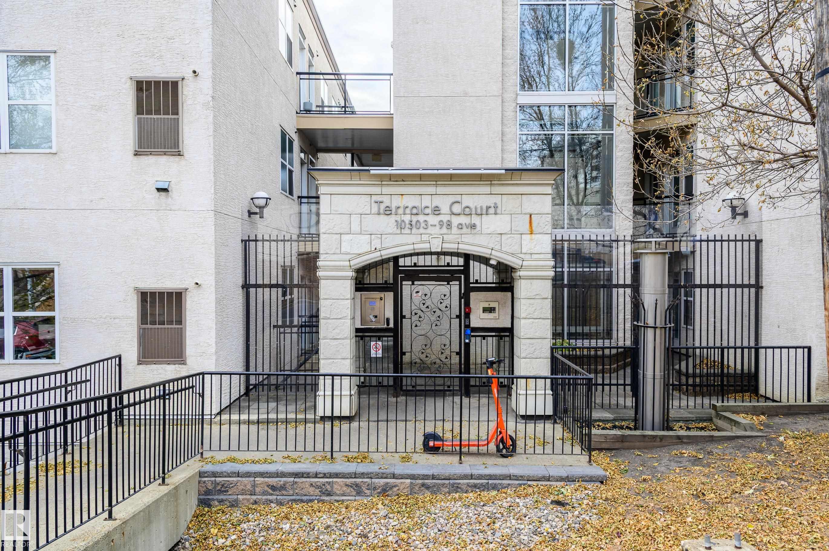 Photo of Listing #E4459980