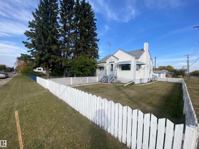 5501 49a Street, Vegreville