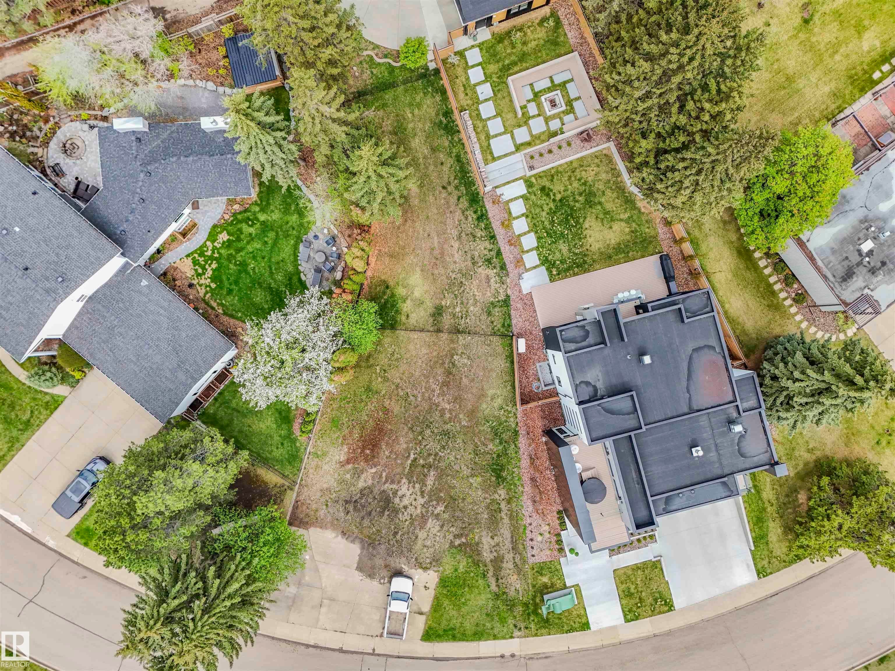 Home for Sale Located at 6a Laurier Place Northwest, Edmonton, AB