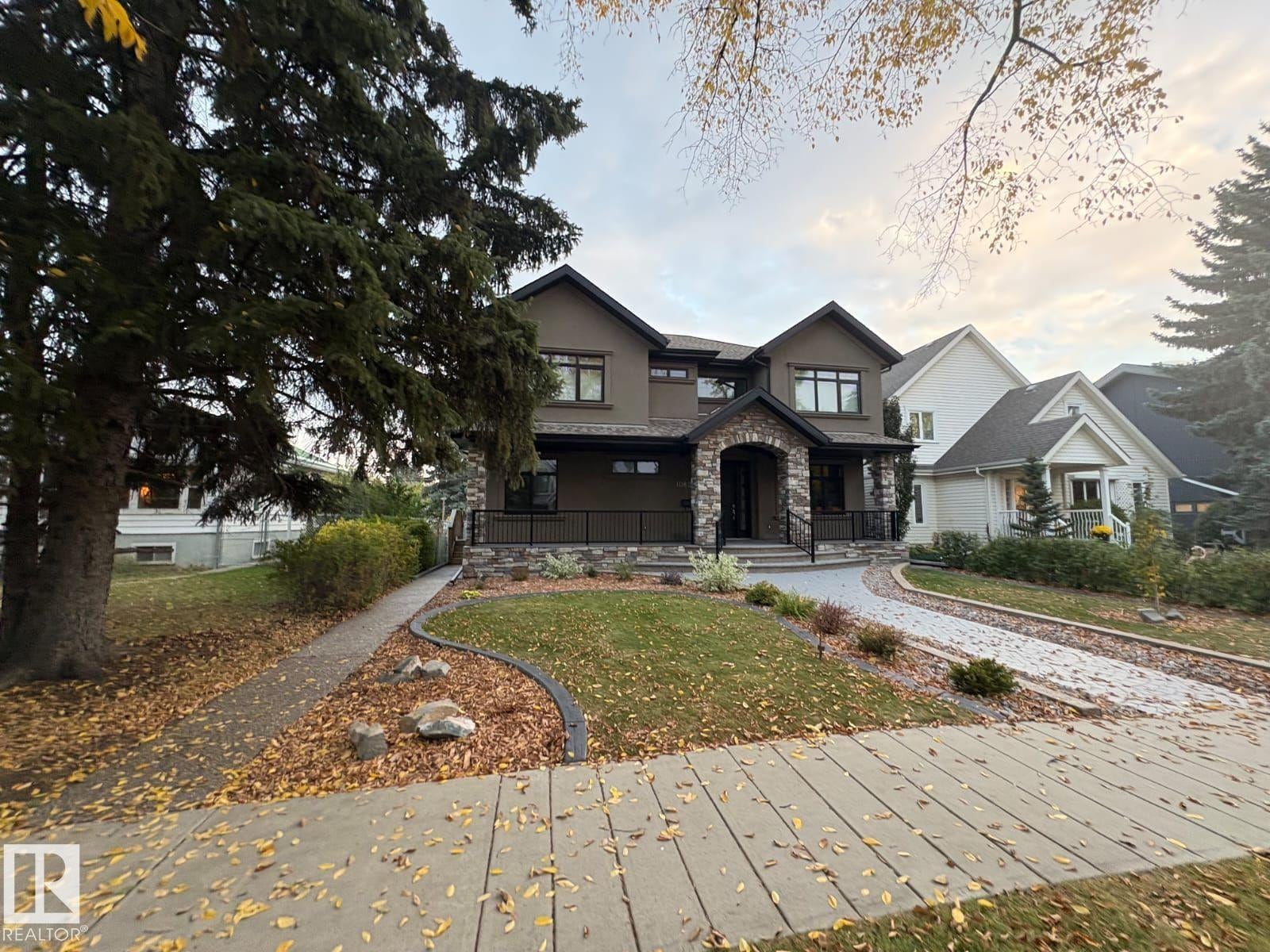 Real Estate Listing in Westmount, Edmonton
