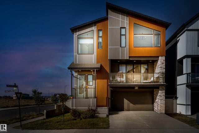 4204 Hawthorn Row Sw, Edmonton