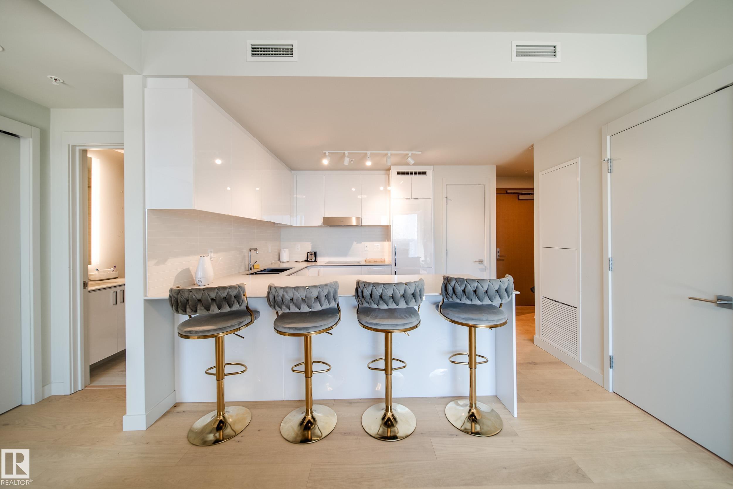 3505 10360 102 Street, Edmonton