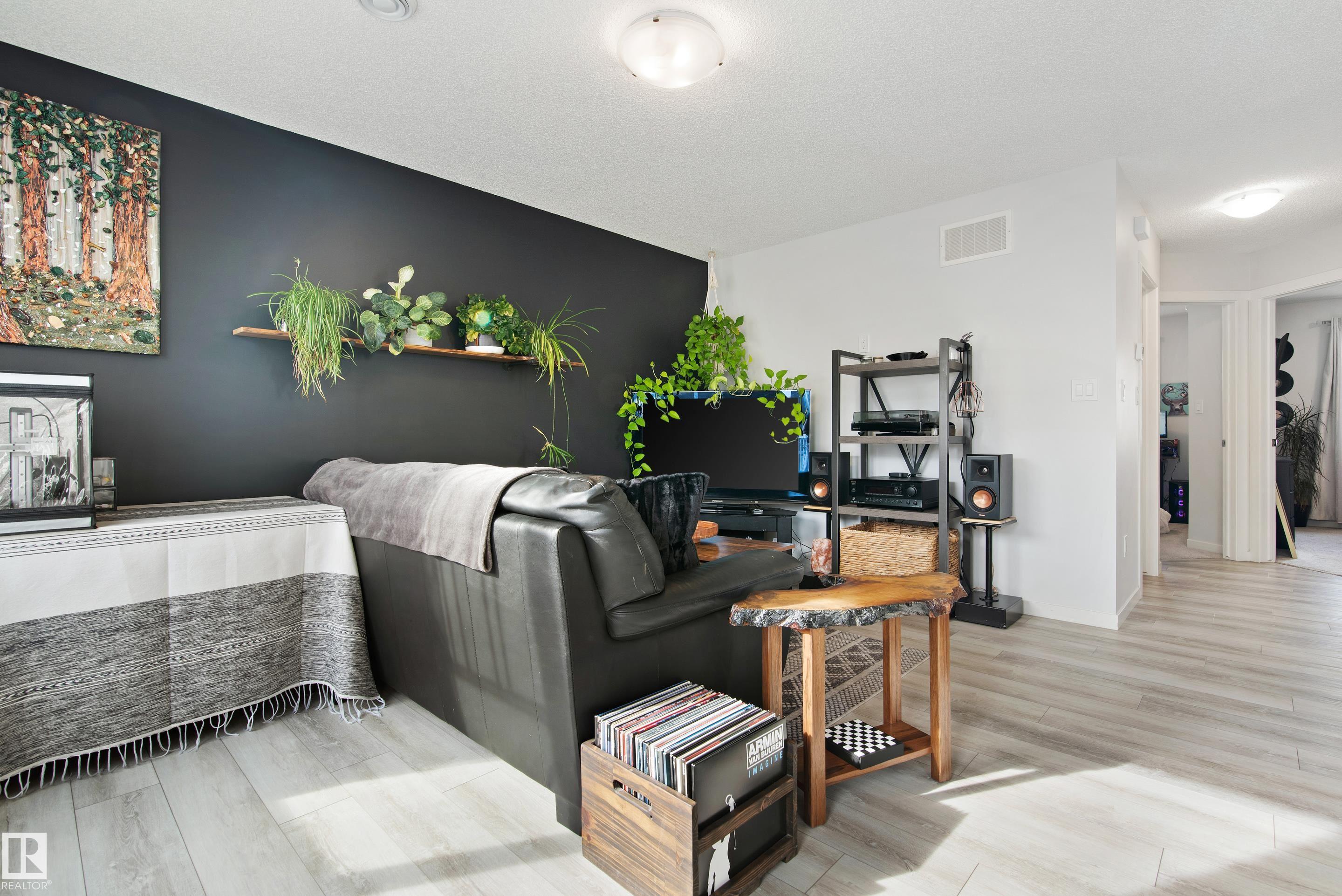 84 17832 78 Street, Edmonton