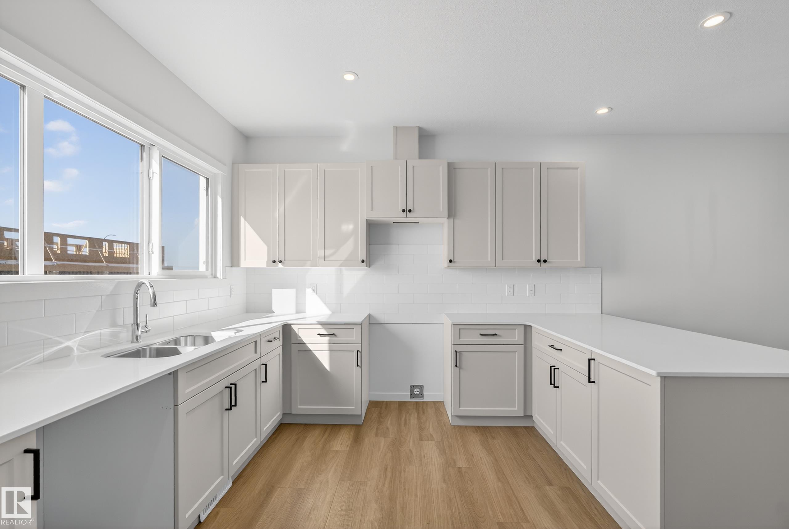 13 Nerine Crescent, St. Albert