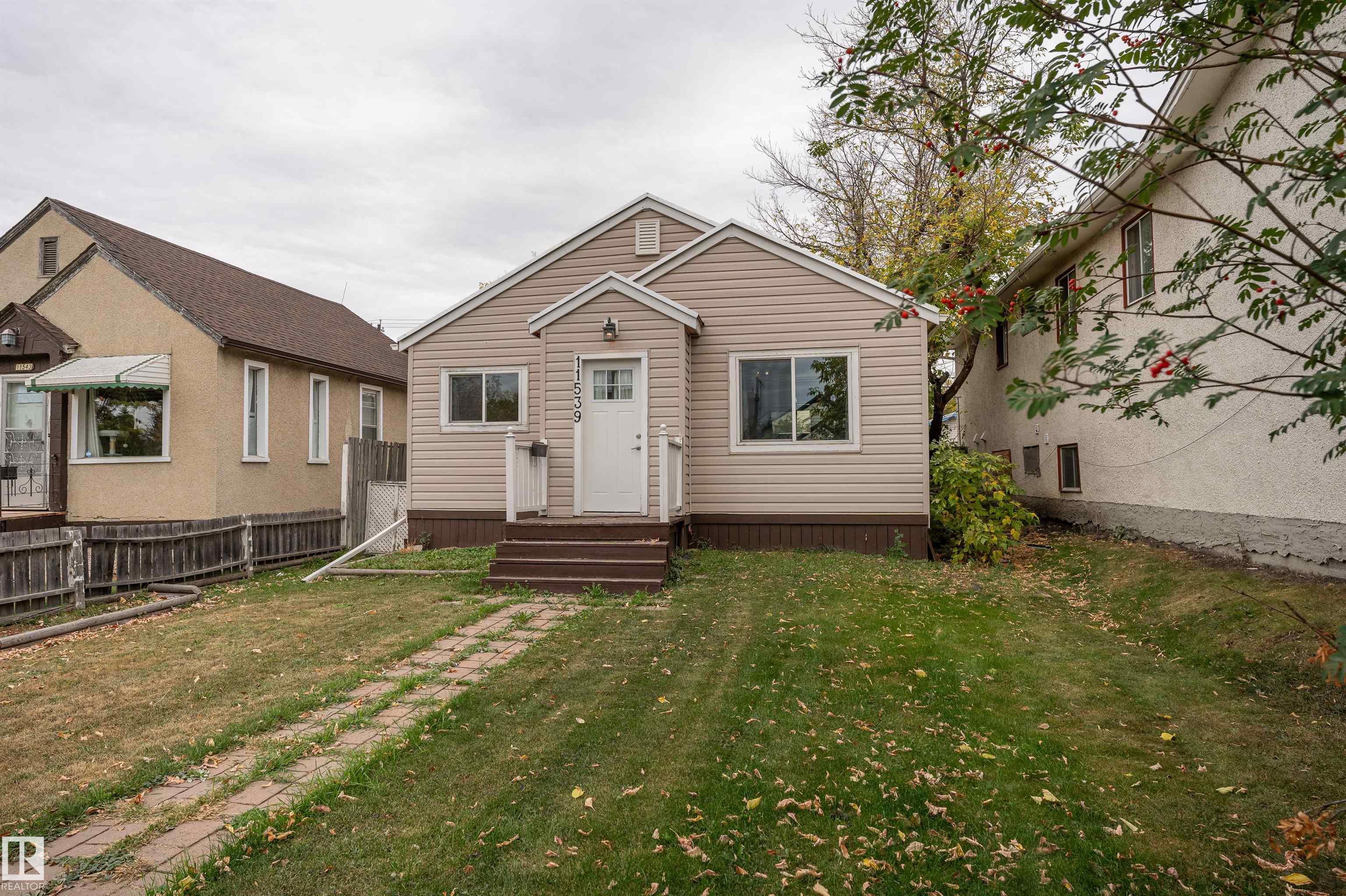 Single Family Property for Sale at 11539 101 Street Northwest, Edmonton: MLS®# E4460217