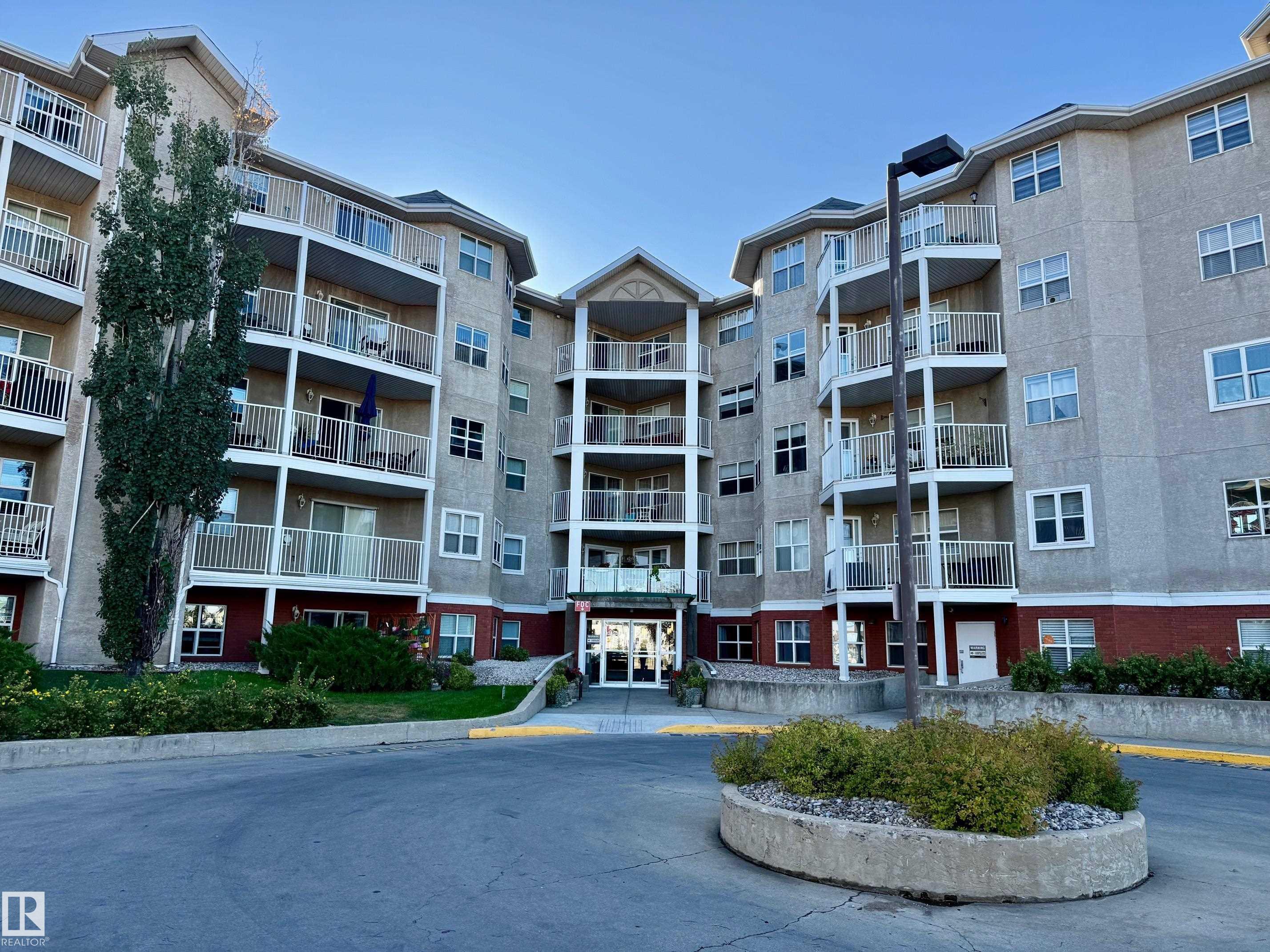 Edmonton Real Estate: Condo / Townhouse Property for Sale in Idylwylde