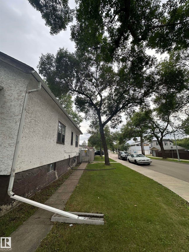 11548 97 Street Nw, Edmonton