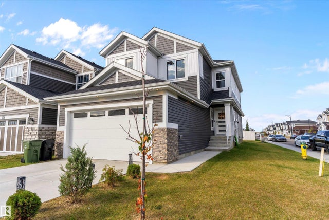 560 Stout Bend, Leduc