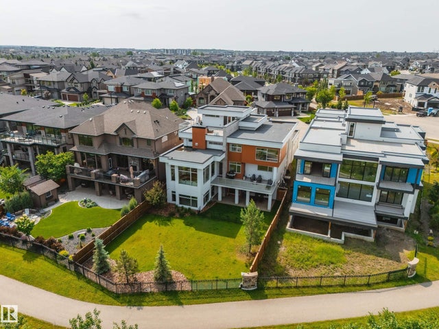 705 Howatt Drive Sw, Edmonton