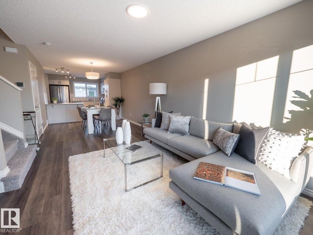 7230 Rosenthal Drive Nw, Edmonton