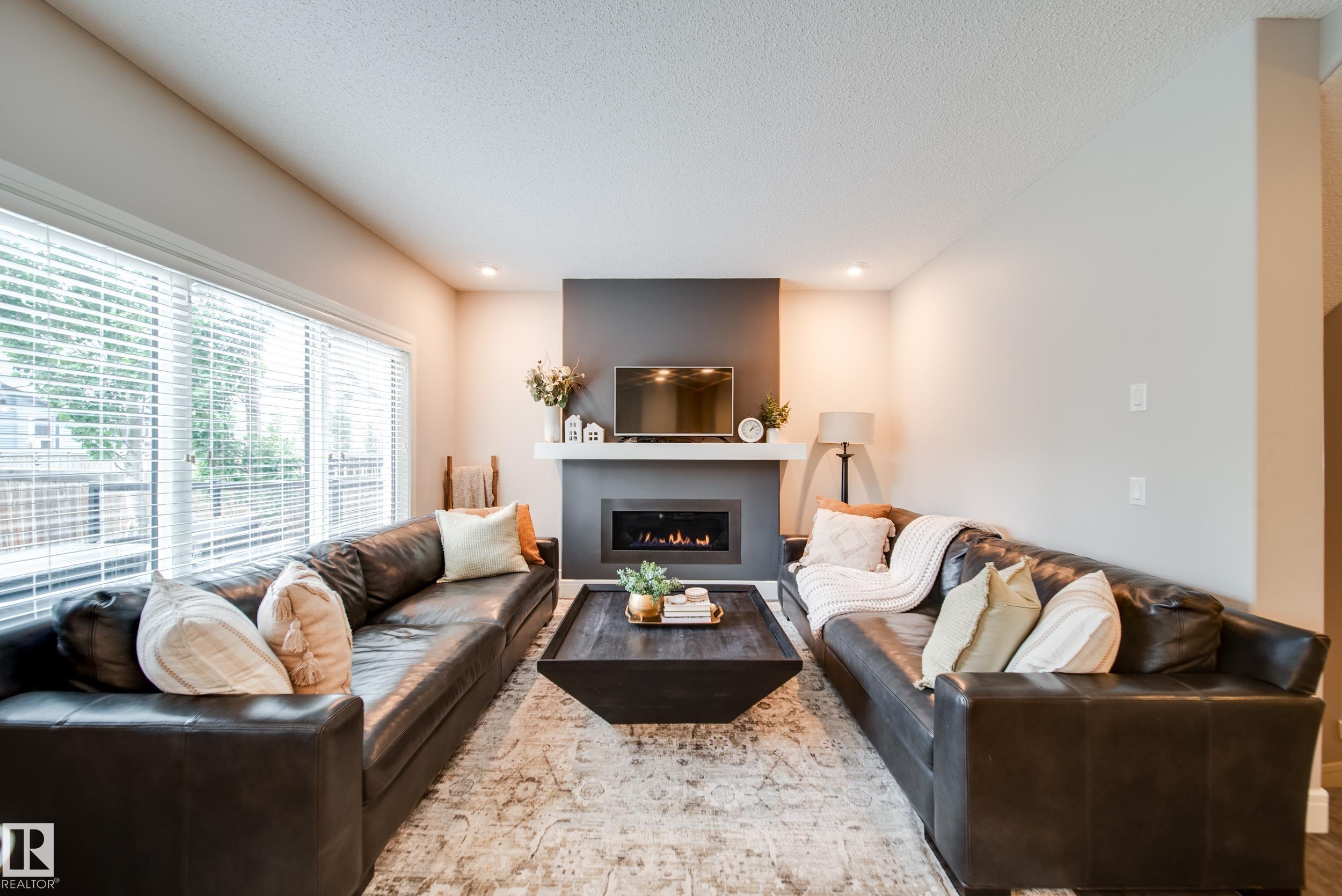 4373 Crabapple Crescent, Edmonton