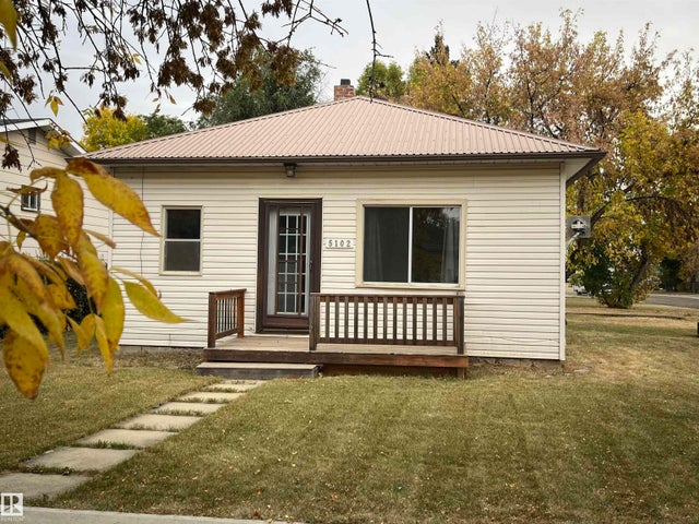 5102 53 Street, Daysland