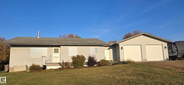 15205 Twp 522, Rural Minburn County