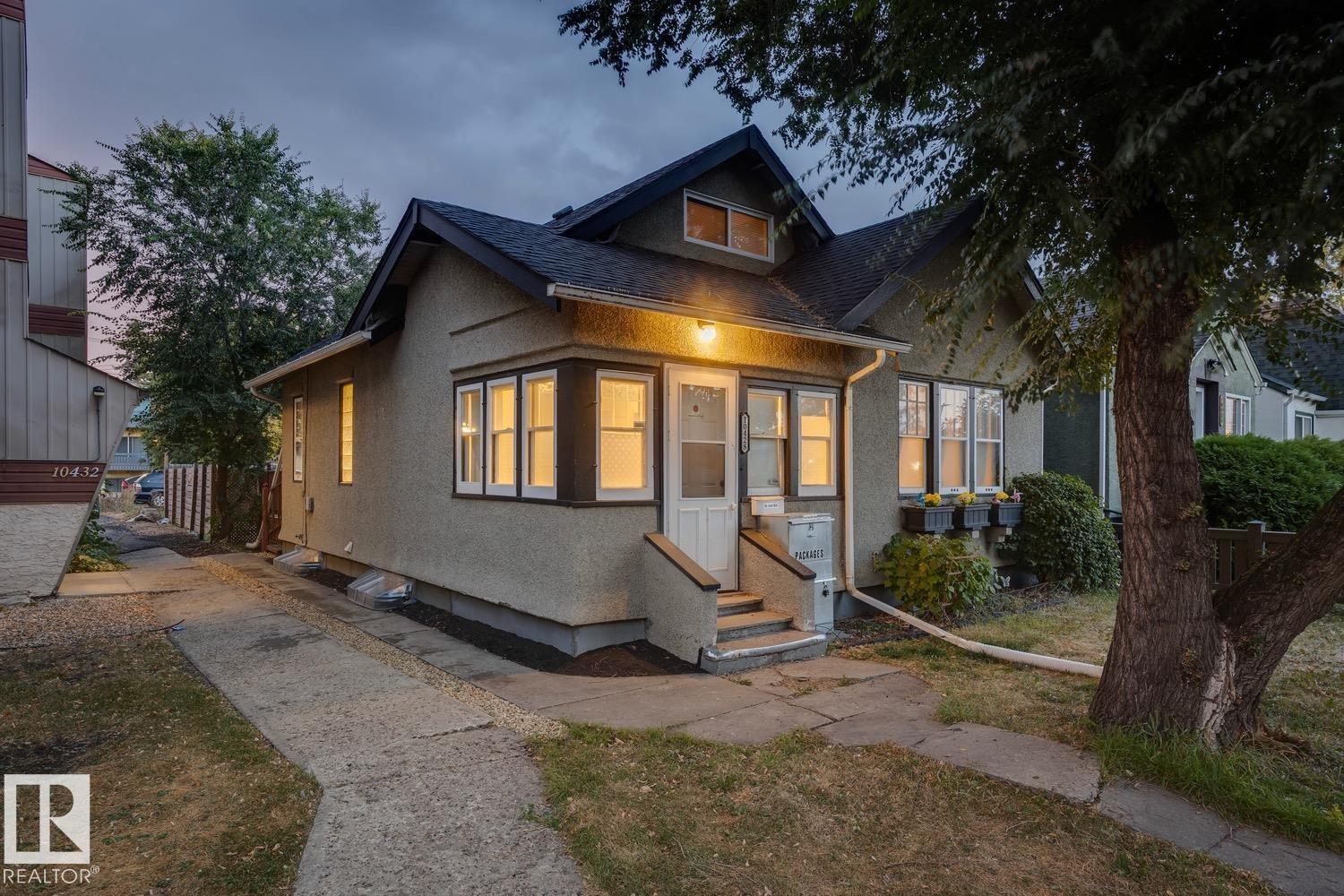 Single Family Property for Sale at 10428 76 Avenue Northwest, Edmonton: MLS®# E4460943