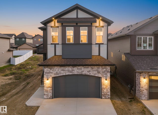 1113 Gyrfalcon Crescent Nw, Edmonton