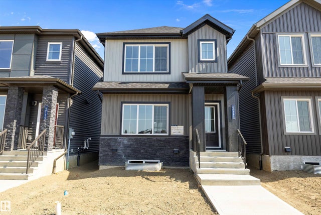 2113 Crossbill Lane Nw, Edmonton
