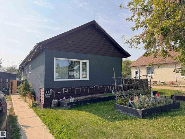 5109 50 Avenue, Legal