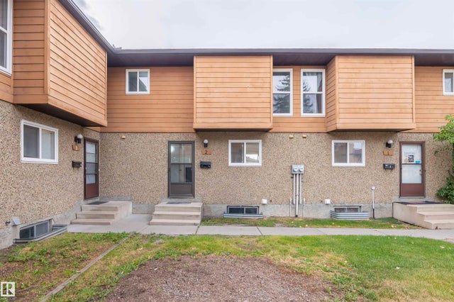 2 3812 20 Avenue Nw, Edmonton