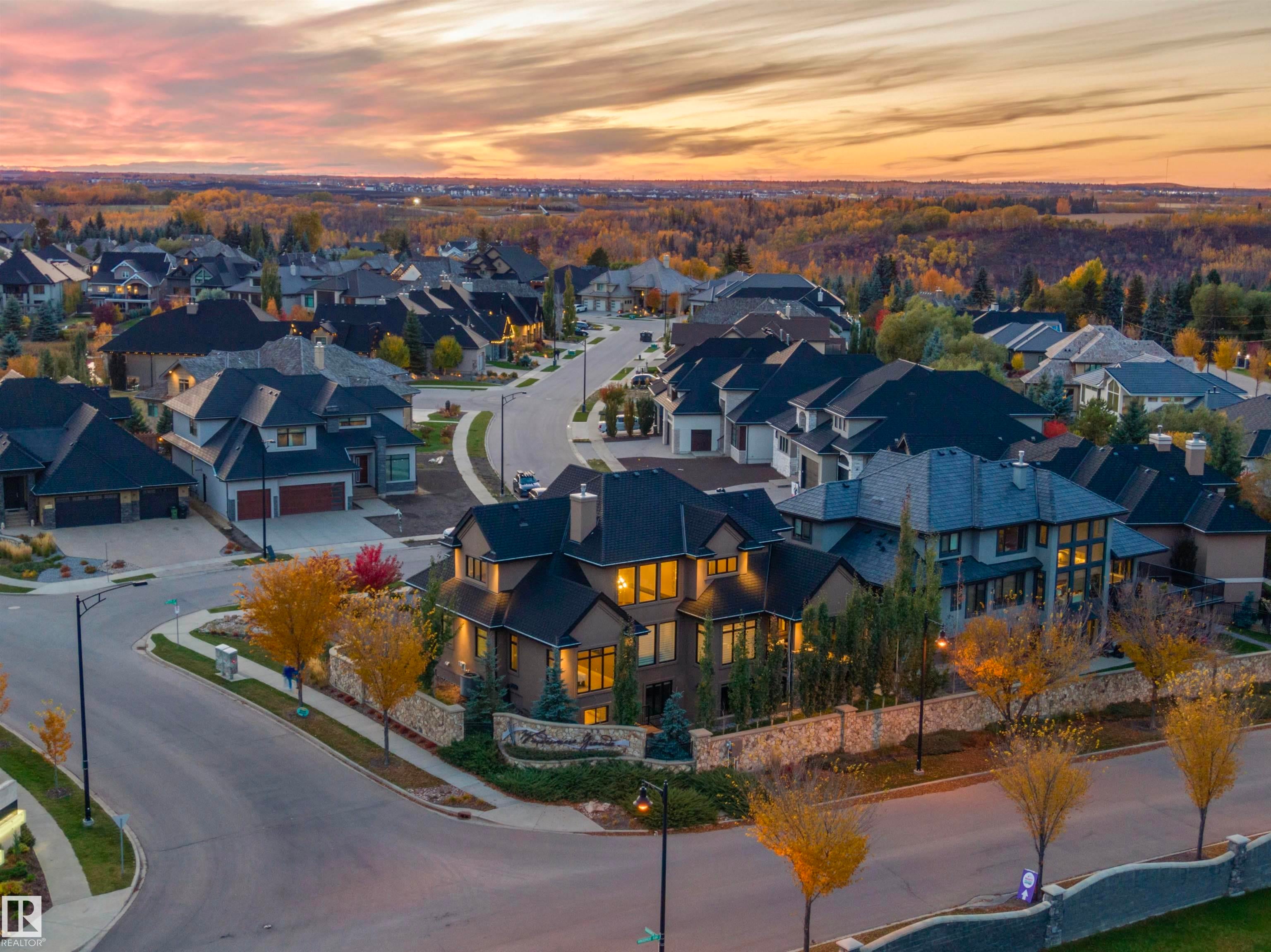 Single Family Property for Sale at 2807 Wheaton Drive Northwest, Edmonton: MLS®# E4461224