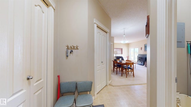 227 16807 100 Avenue Nw, Edmonton