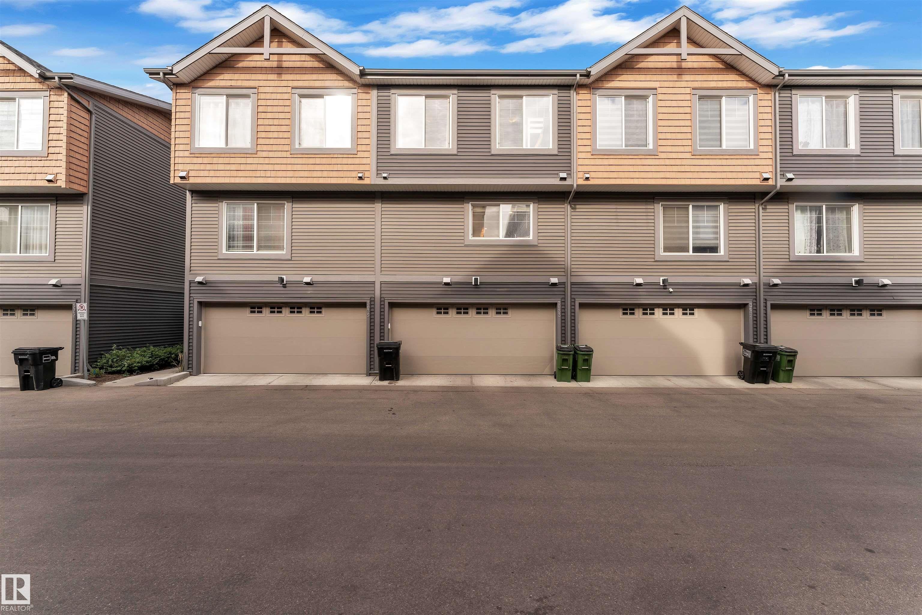 Photo for MLS®# E4461401 - home for sale at 3033 151 Avenue Northwest, Kirkness, Edmonton AB