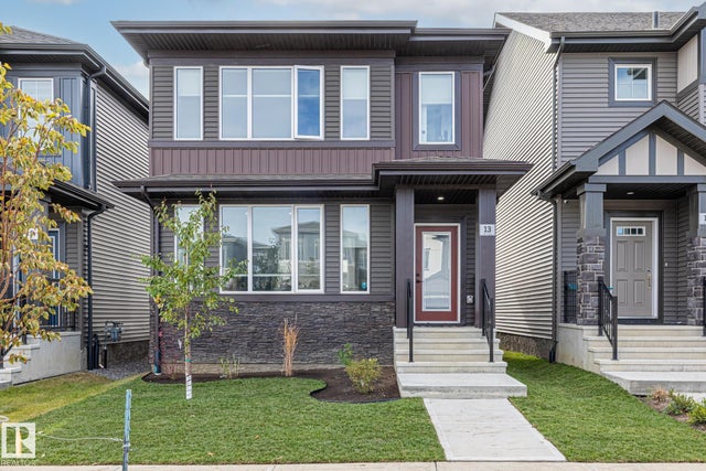 13 Edgefield Way, St. Albert
