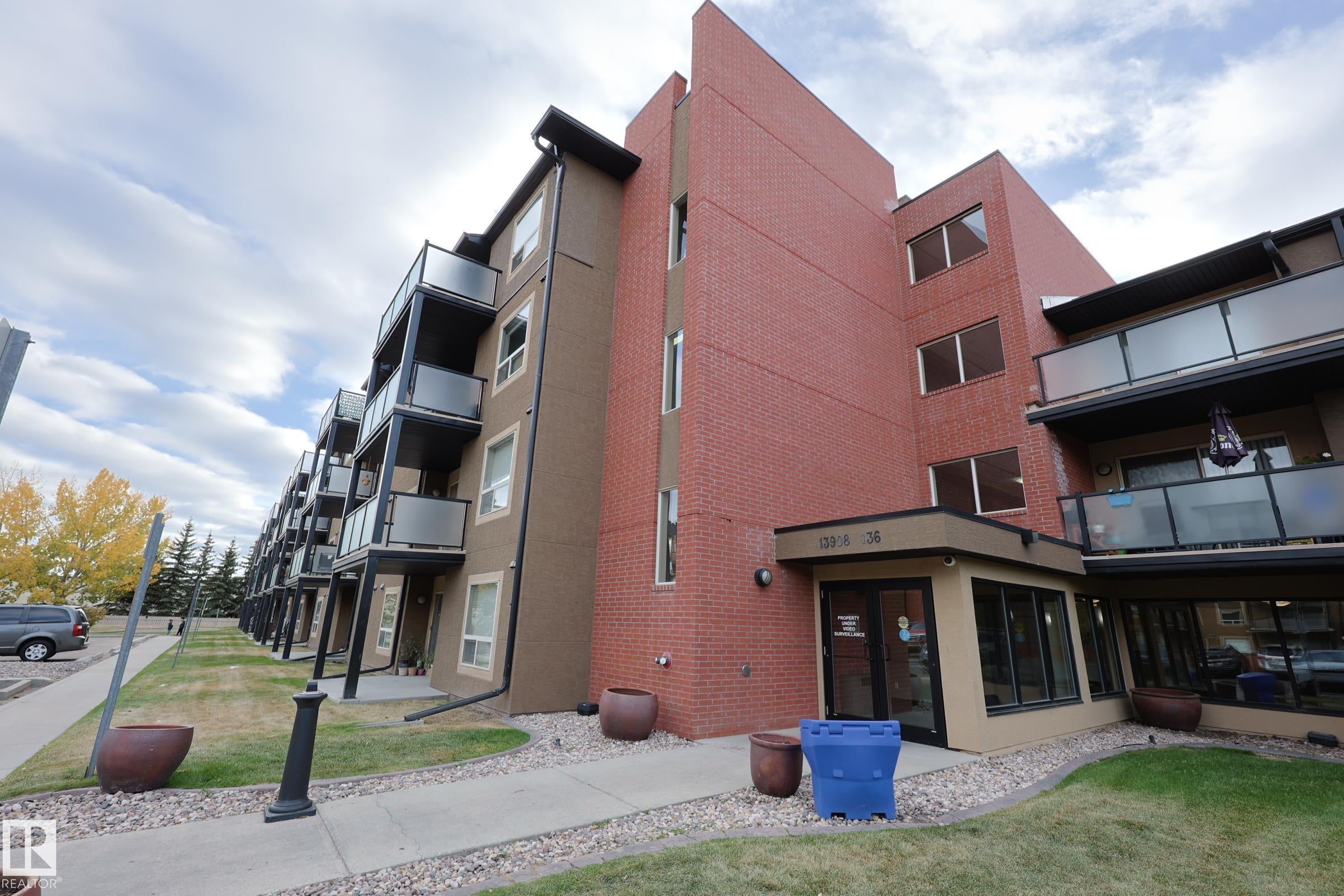 Condo / Townhouse Property for Sale at 306 13908 136 Street Northwest, Edmonton: MLS®# E4461464