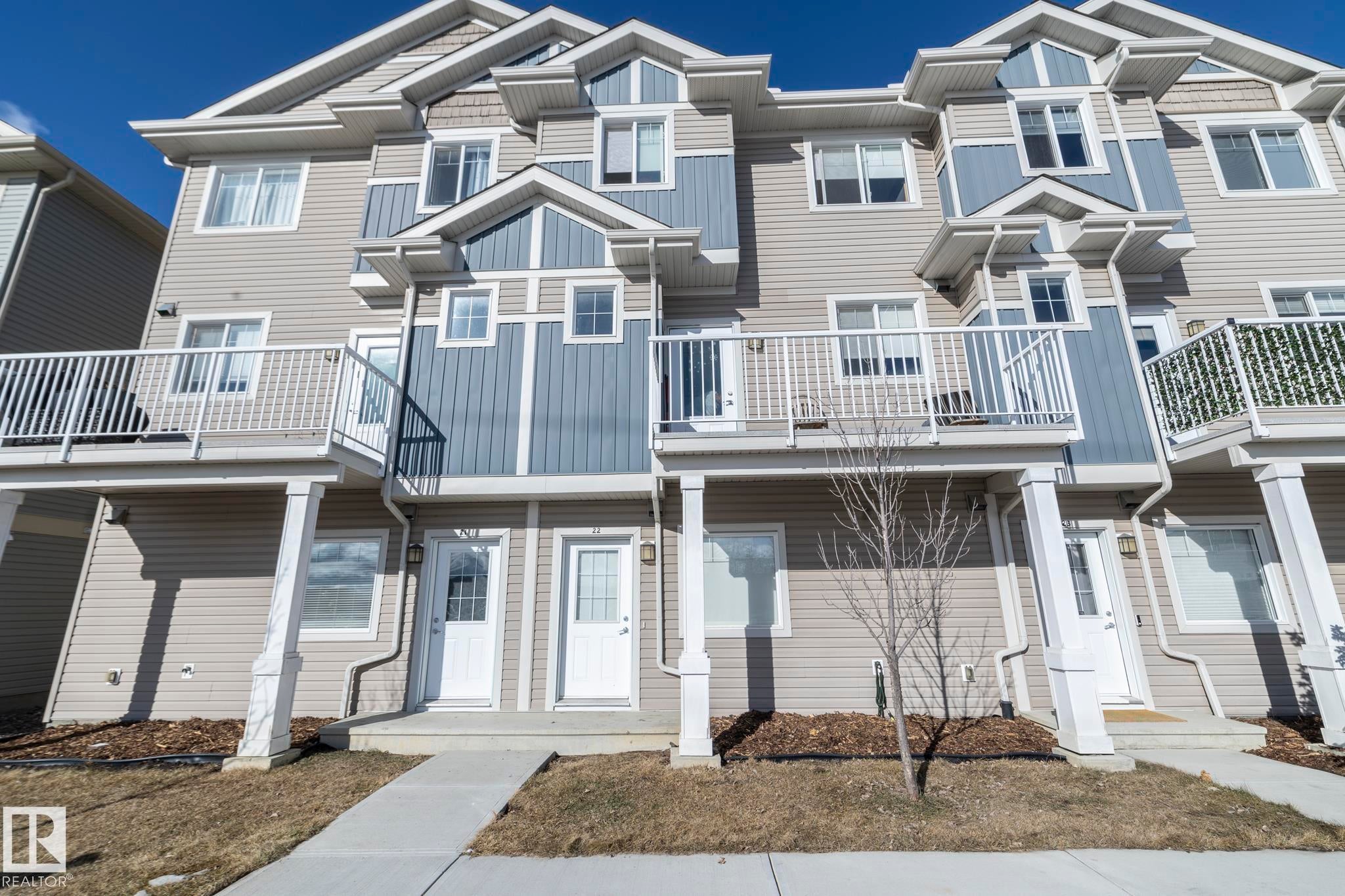 Home for Sale Located at 22 13139 205 Street Northwest, Edmonton, AB