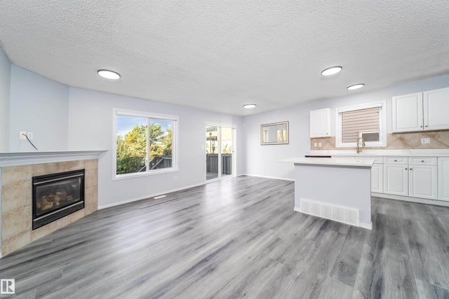 32 120 Magrath Road Nw, Edmonton