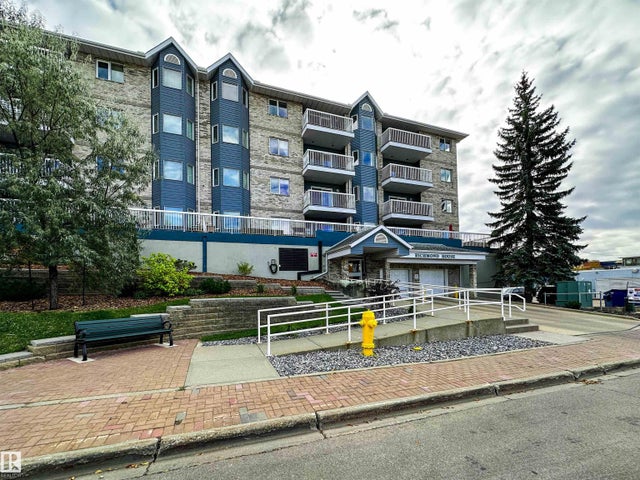 106 52 St Michael Street, St. Albert
