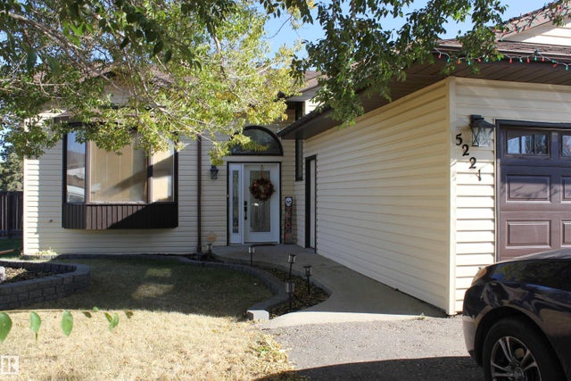 5221 54a Street, Elk Point