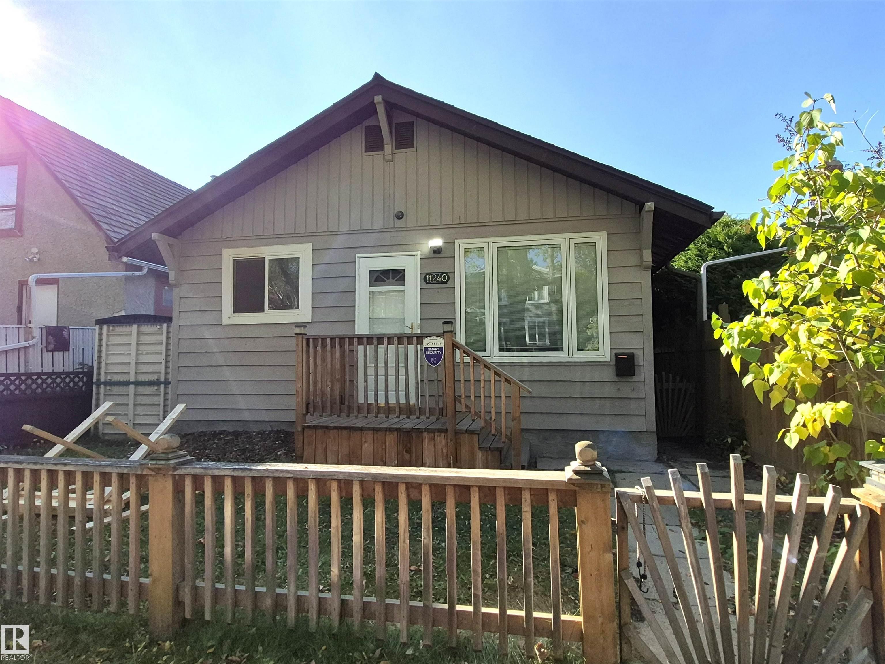 Real Estate Listing in Alberta Avenue, Edmonton