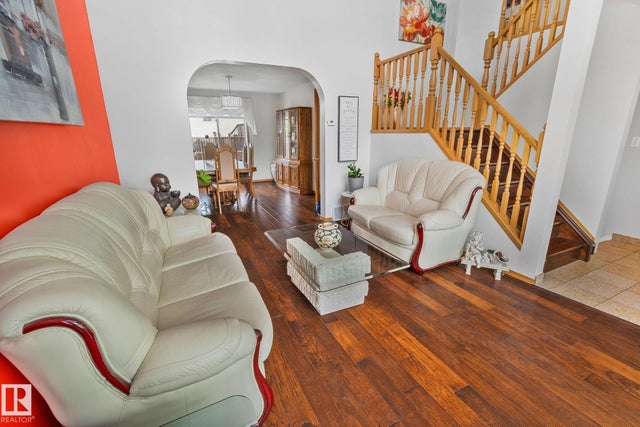 1238 Joyce Crescent, Edmonton