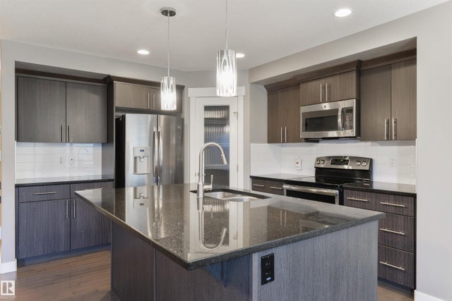2328 Ware Crescent Nw, Edmonton