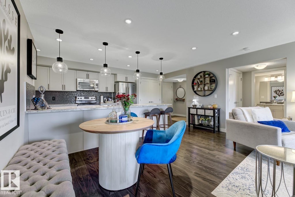 210 5029 Edgemont Boulevard, Edmonton