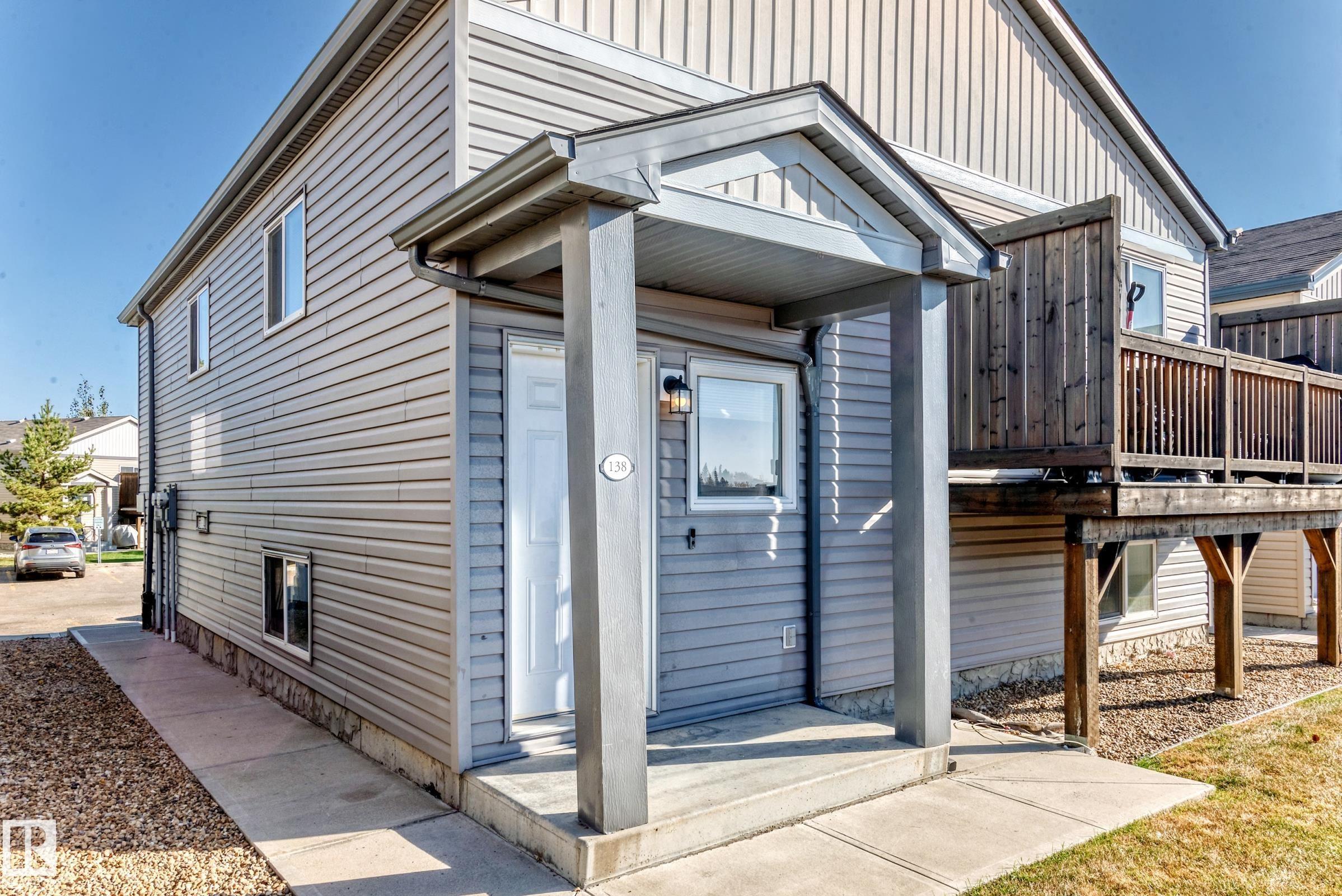 138 142 Selkirk Place, Leduc