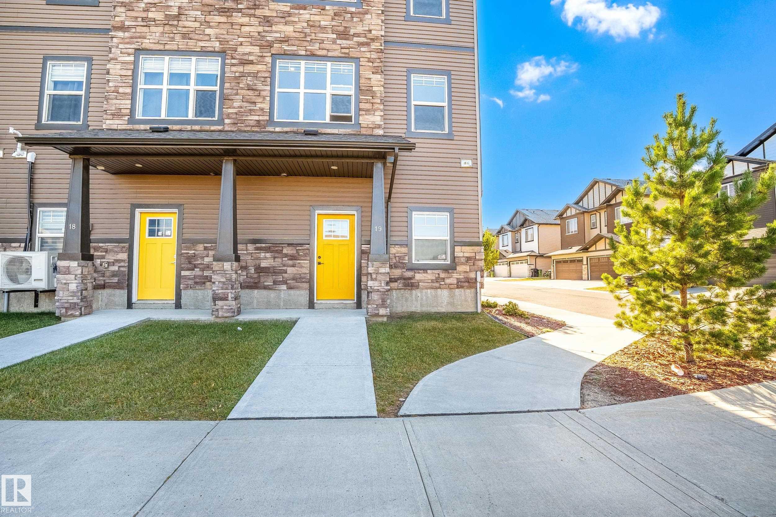 19 1703 16 Avenue, Edmonton