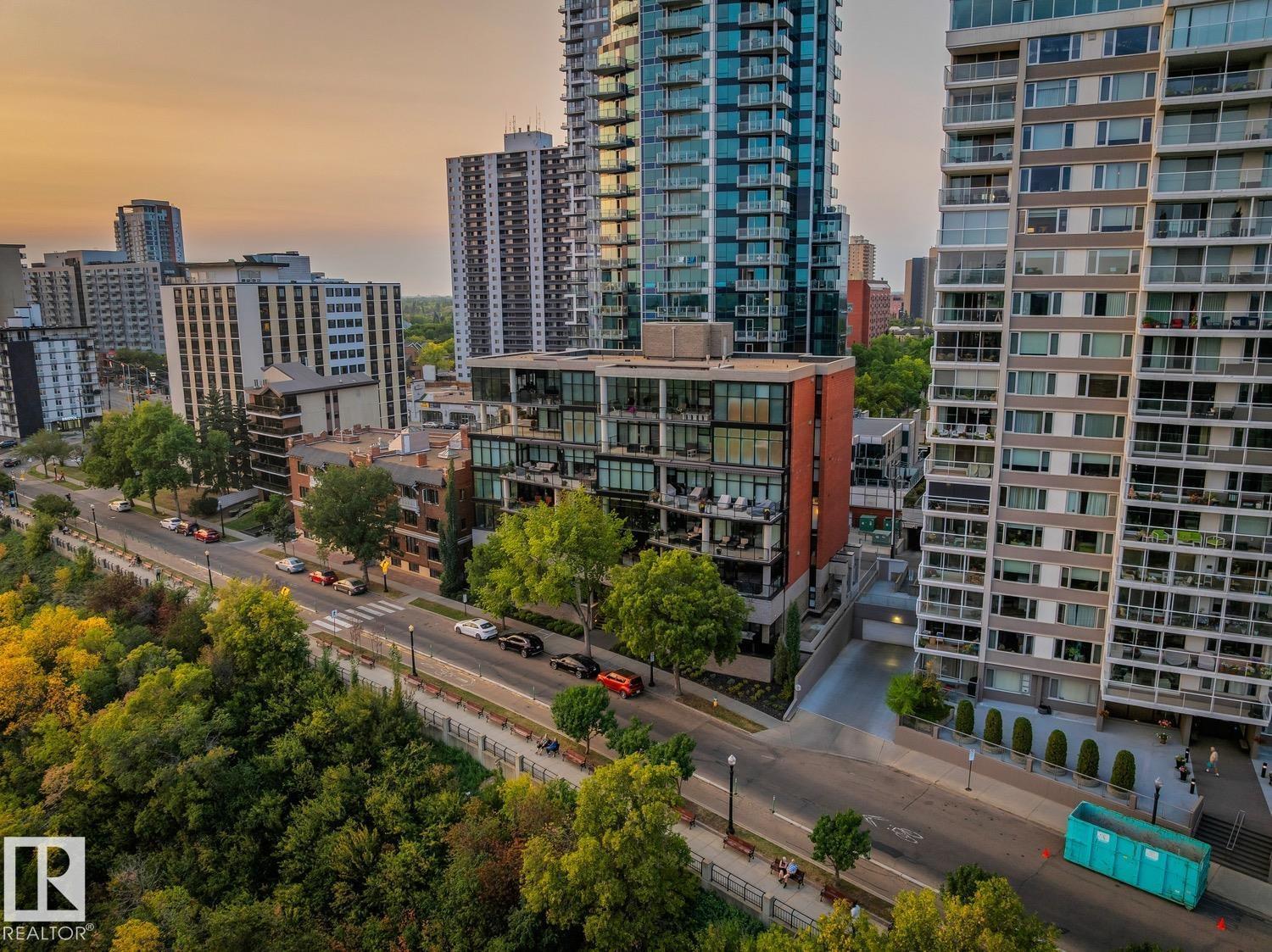 Edmonton Home for Sale: Condo / Townhouse Listing in Wîhkwêntôwin